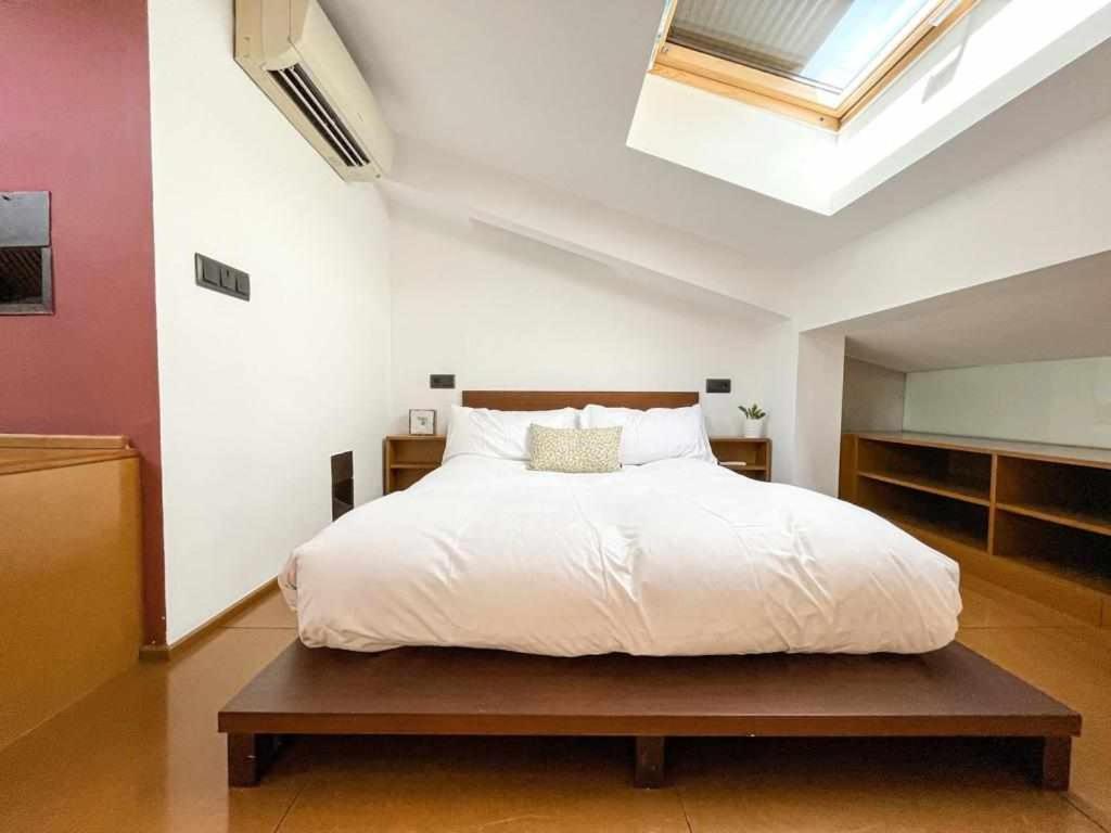 Apartmán Loft Cort Reial Atico In The Heart Of The Old Town Girona Exteriér fotografie