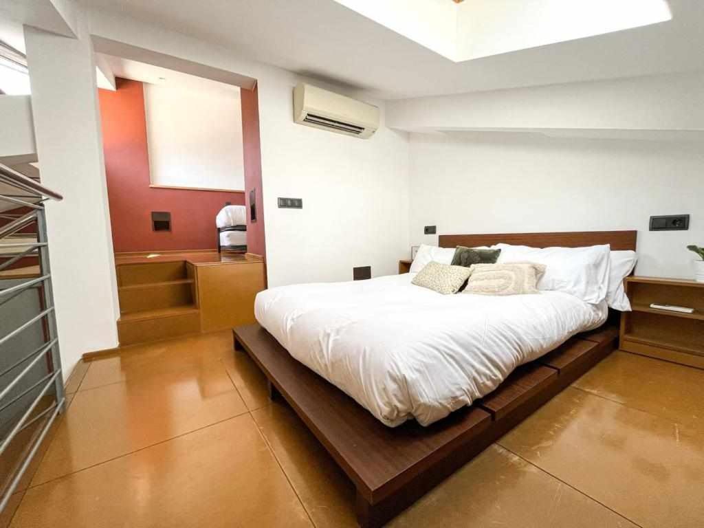 Apartmán Loft Cort Reial Atico In The Heart Of The Old Town Girona Exteriér fotografie